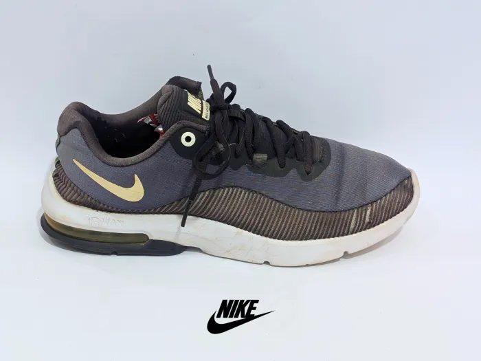 Nike Air Max Advantage 2 Sneakers
